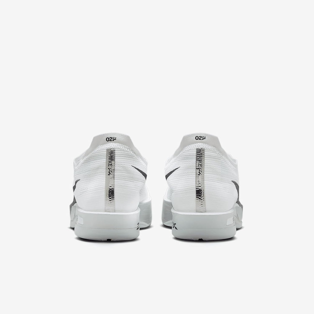 Unisex Nike Streakfly 2 (100 - White/Gridiron-Obsidian Mist)