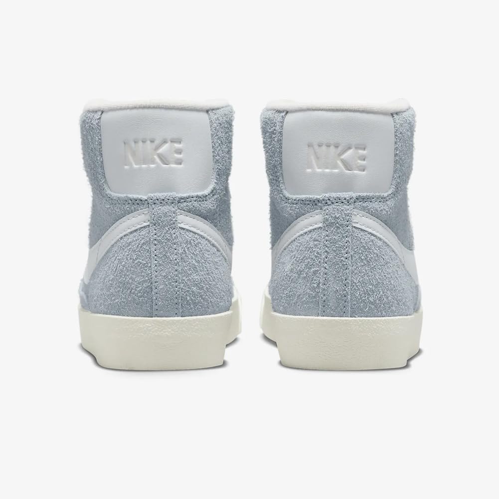 Nike Men's Blazer Mid '77 VNTG Basketball Shoes