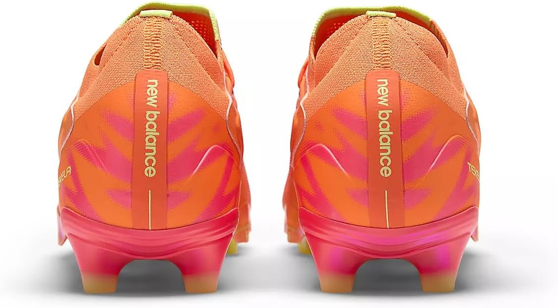 New Balance Men's Tekela Elite Low Laced FG V5 Soccer Shoe