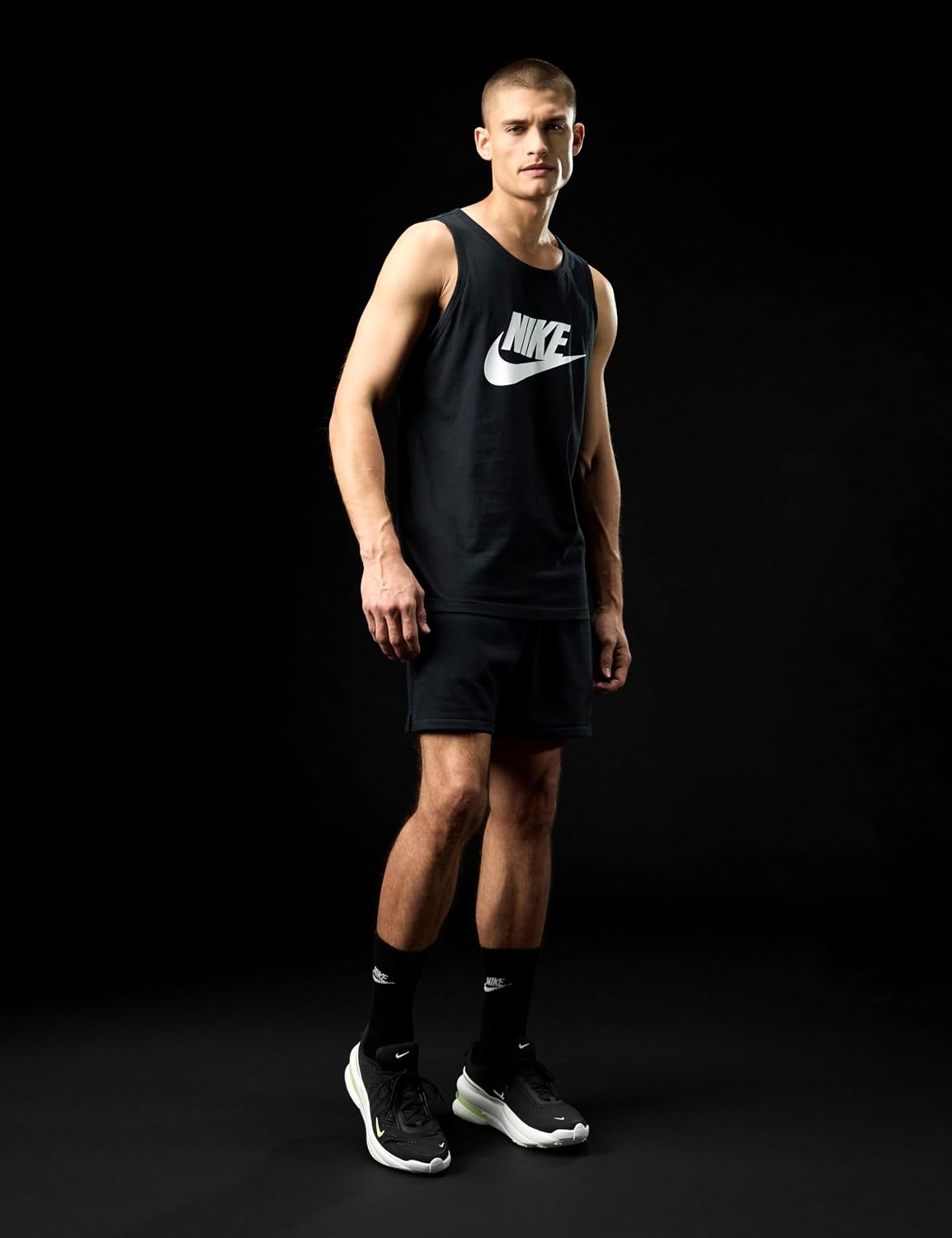 Nike Men's Air Zoom Upturn Sc Shoes