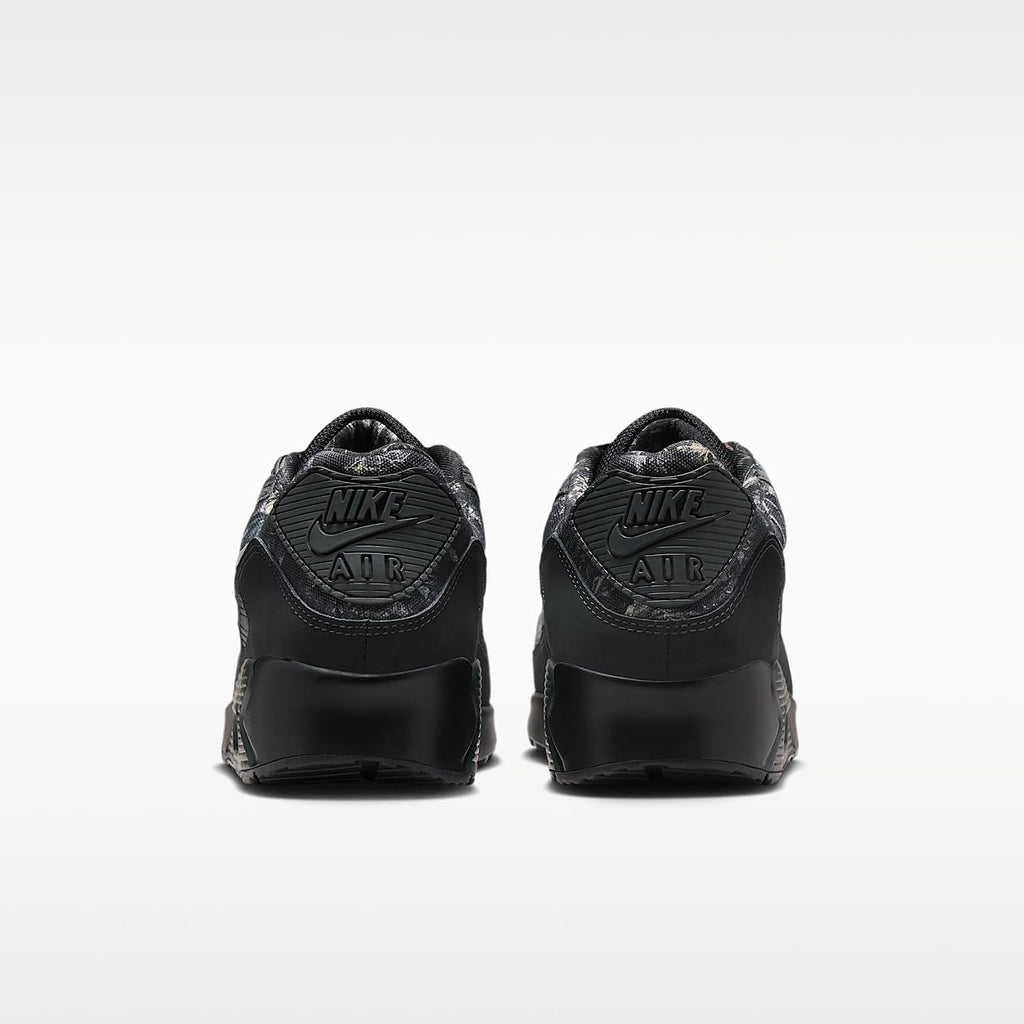 Nike Air Max 90 Men's Shoes (Black/Dark Smoke Grey/Metallic Cool Grey)