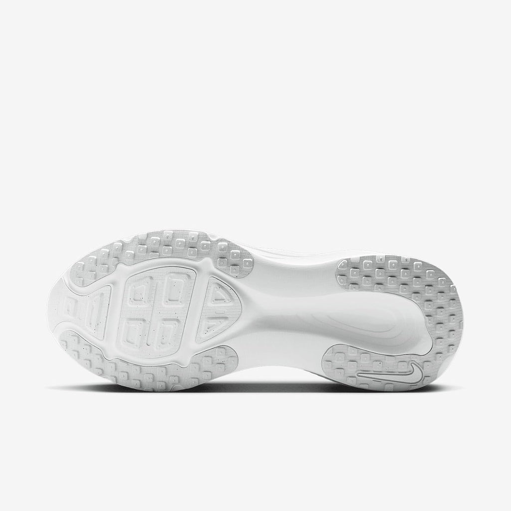 Nike Men's Vomero 18 Road Running Shoe