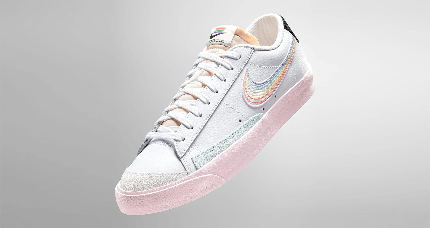 Nike Women's Air Zoom Pegasus 38 Shield Trainers