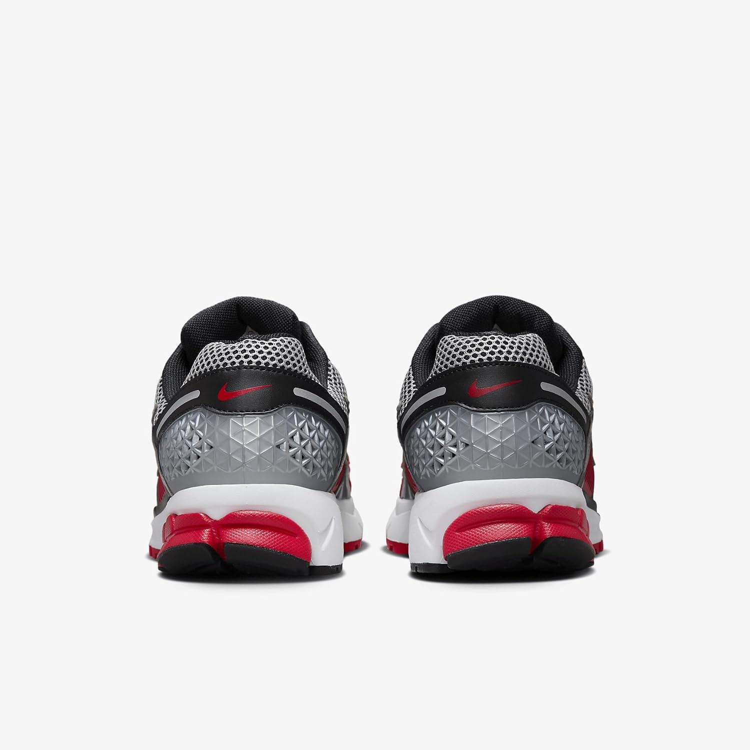 Nike Zoom Vomero 5 Men's Shoe