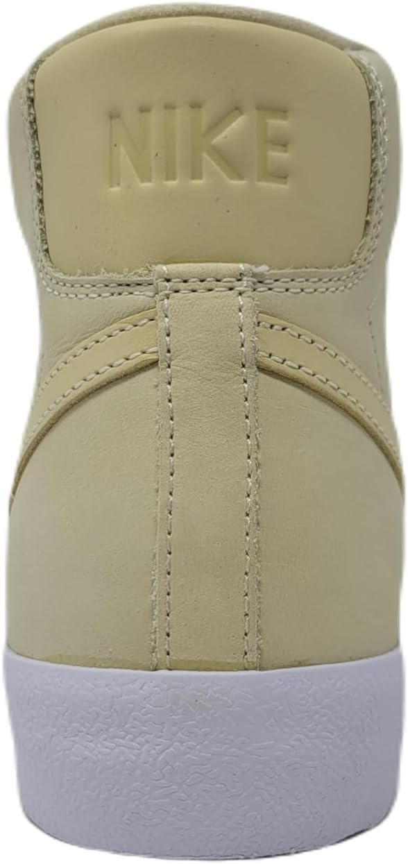 Nike Men's Blazer Mid '77 VNTG Basketball Shoes
