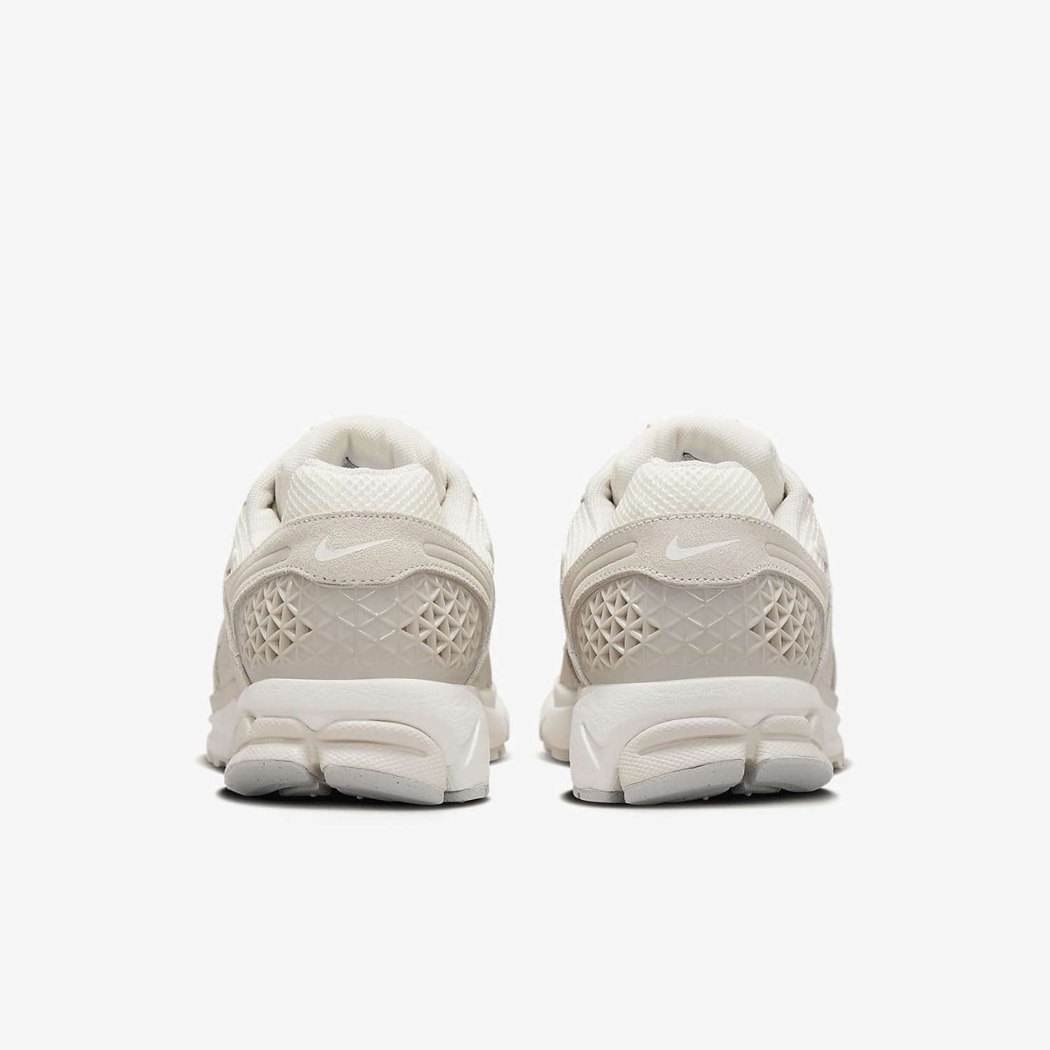 Nike Zoom Vomero 5 Men's Shoe