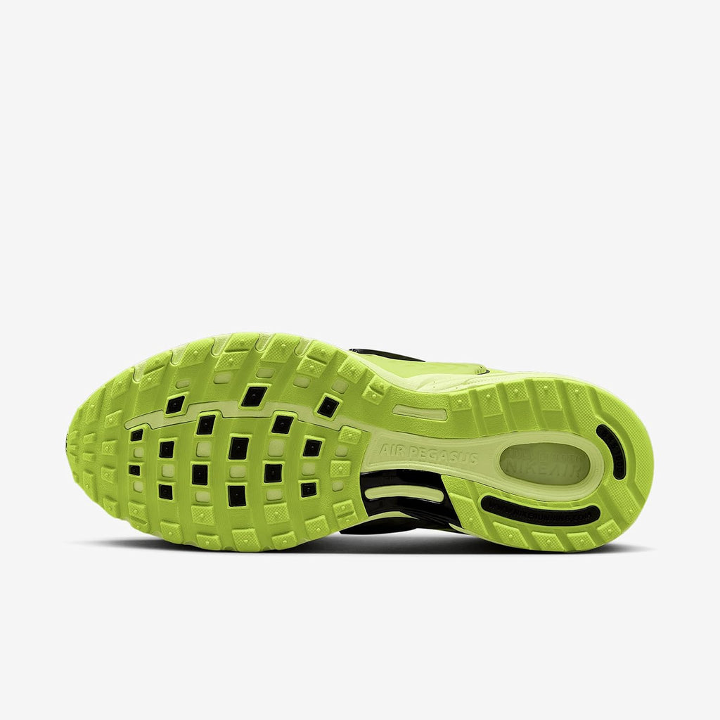 Nike Men's Air Pegasus WaveSneaker