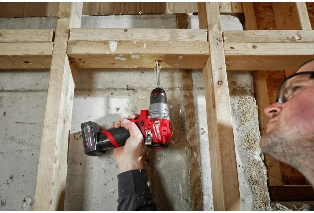 Milwaukee Electric Tools 2504-22 M12 Fuel 1/2' Hammer Drill Kit