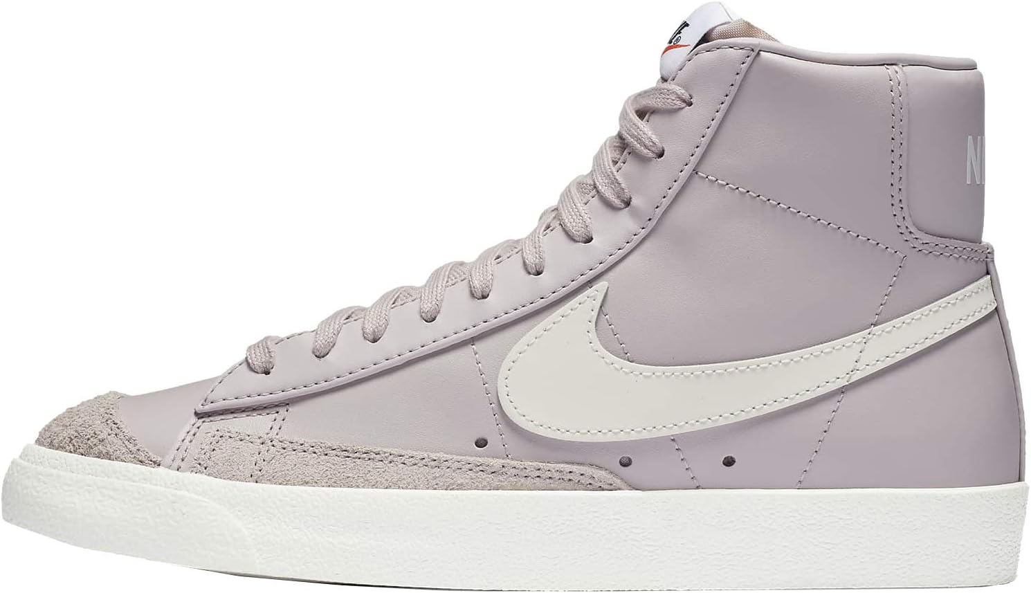 Nike Men's Blazer Mid '77 VNTG Basketball Shoes
