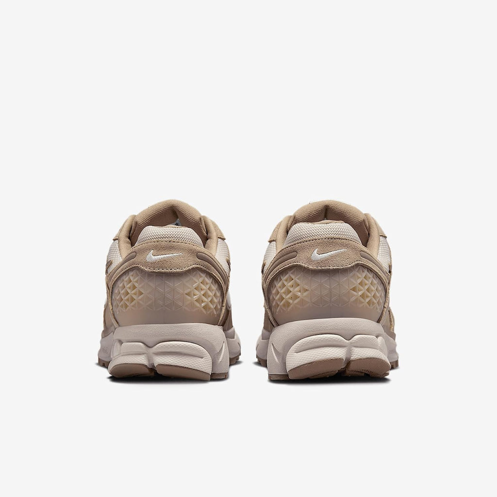 Nike Zoom Vomero 5 Men's Shoe