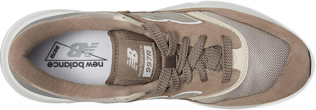 New Balance Unisex 997R Mushroom/Linen (Men 10 Medium Women 11.5 Medium)