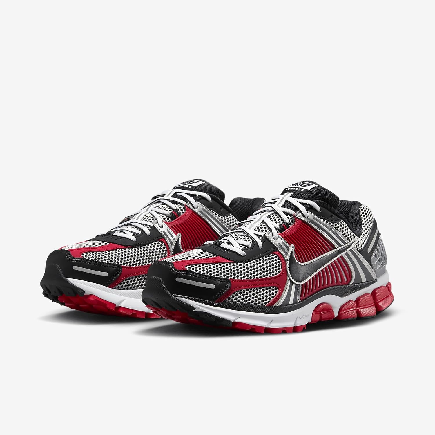 Nike Zoom Vomero 5 Men's Shoe