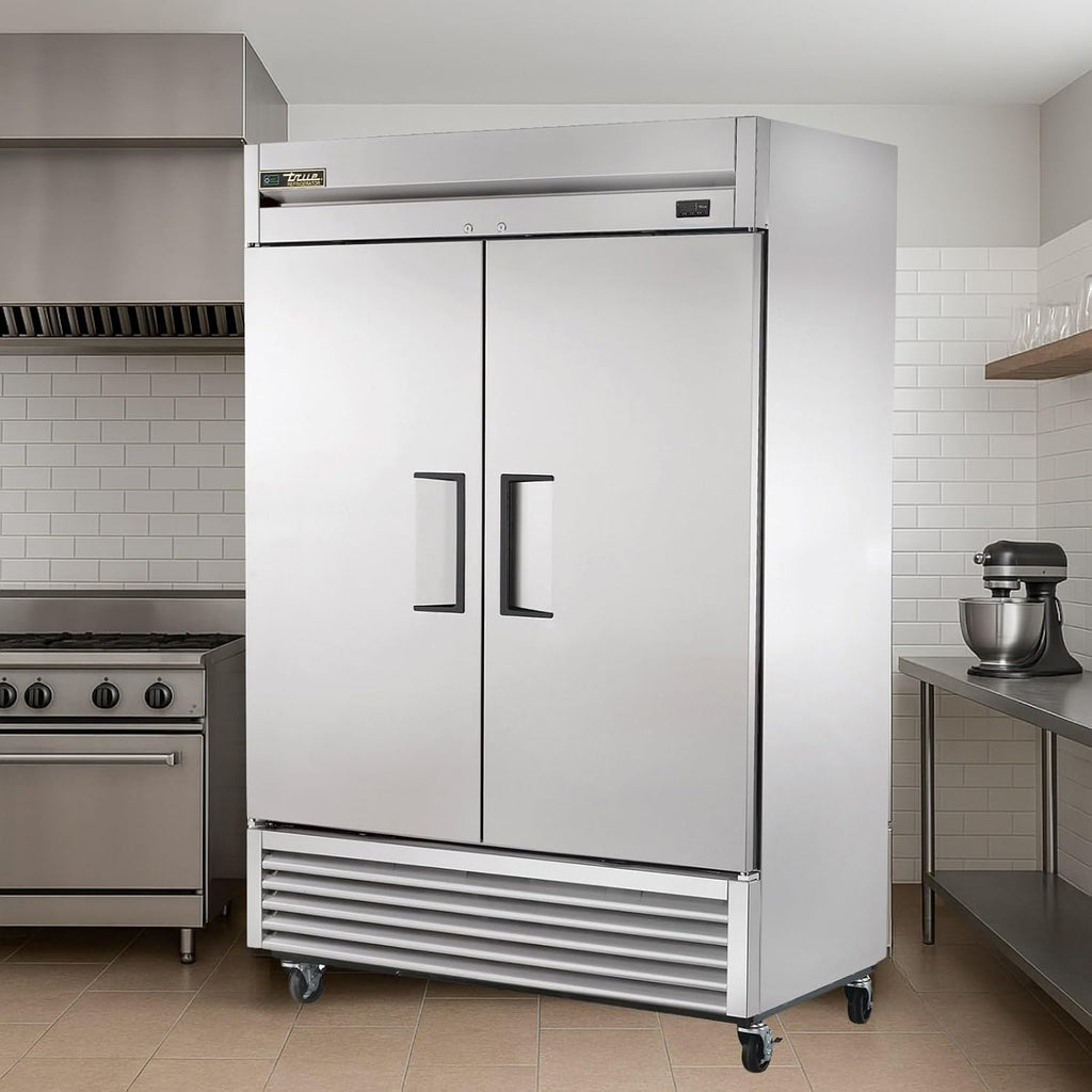 True T-49-HC Reach-in Solid Swing Door Refrigerator with Hydrocarbon Refrigerant, Holds 33 Degree F to 38 Degree F, 78.625' Height, 29.875' Width, 54.125' Length