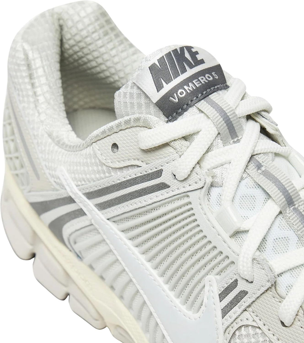 Nike Mens Nike Zoom Vomero 5