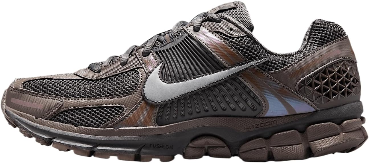 Nike Zoom Vomero 5 Men's Shoe