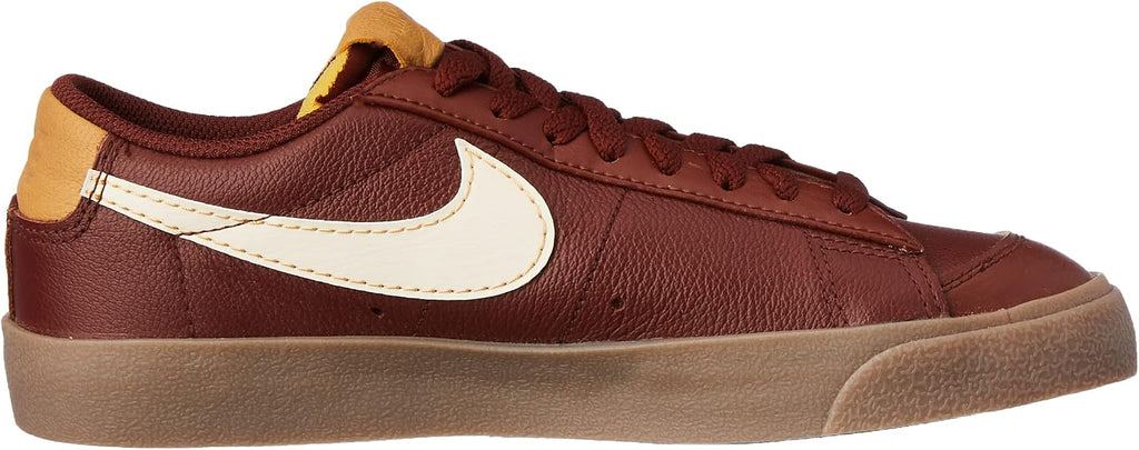Nike Women's Air Zoom Pegasus 38 Shield Trainers