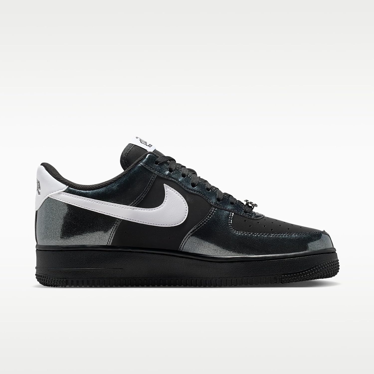 Nike Air Force 1 '07 LV8 Men's Shoes (Black/White)