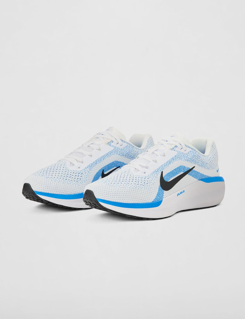 Nike Men's Winflo 11 Road Running Shoes