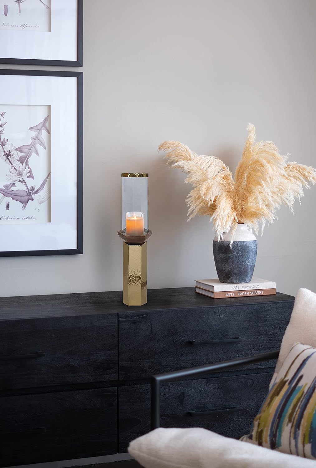 A&B Home Hammered Gold Candle Holder- Aluminum Candle Holder with Hurricane Glass, Decorative Tabletop Lighting, Living Room Coffee Table Accent Piece Dining Table Centerpiece, 5' x 5' x 20'