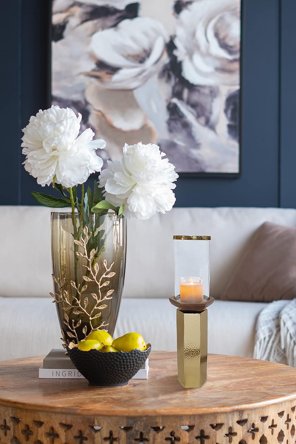 A&B Home Hammered Gold Candle Holder- Aluminum Candle Holder with Hurricane Glass, Decorative Tabletop Lighting, Living Room Coffee Table Accent Piece Dining Table Centerpiece, 5' x 5' x 20'