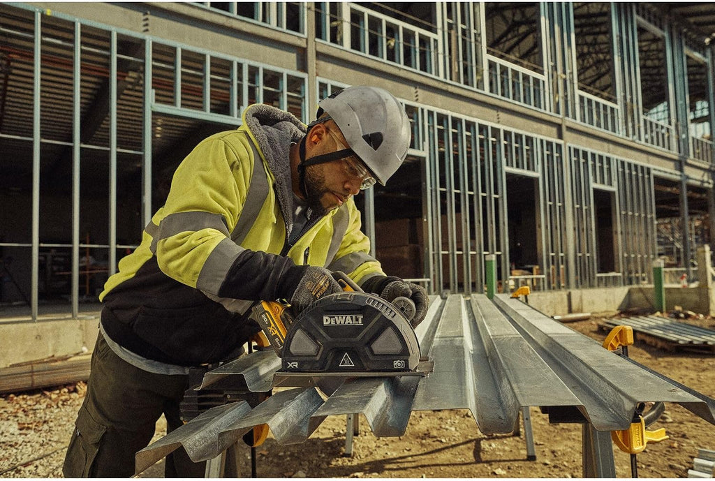 DEWALT 20V MAX XR 7-1/4 Inch Metal Cutting Circular Saw Kit with Circular Saw Blade, Battery and Charger Included (DCS383H1)