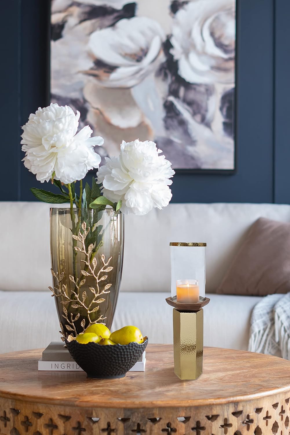 A&B Home Hammered Gold Candle Holder- Aluminum Candle Holder with Hurricane Glass, Decorative Tabletop Lighting, Living Room Coffee Table Accent Piece Dining Table Centerpiece, 5' x 5' x 18'