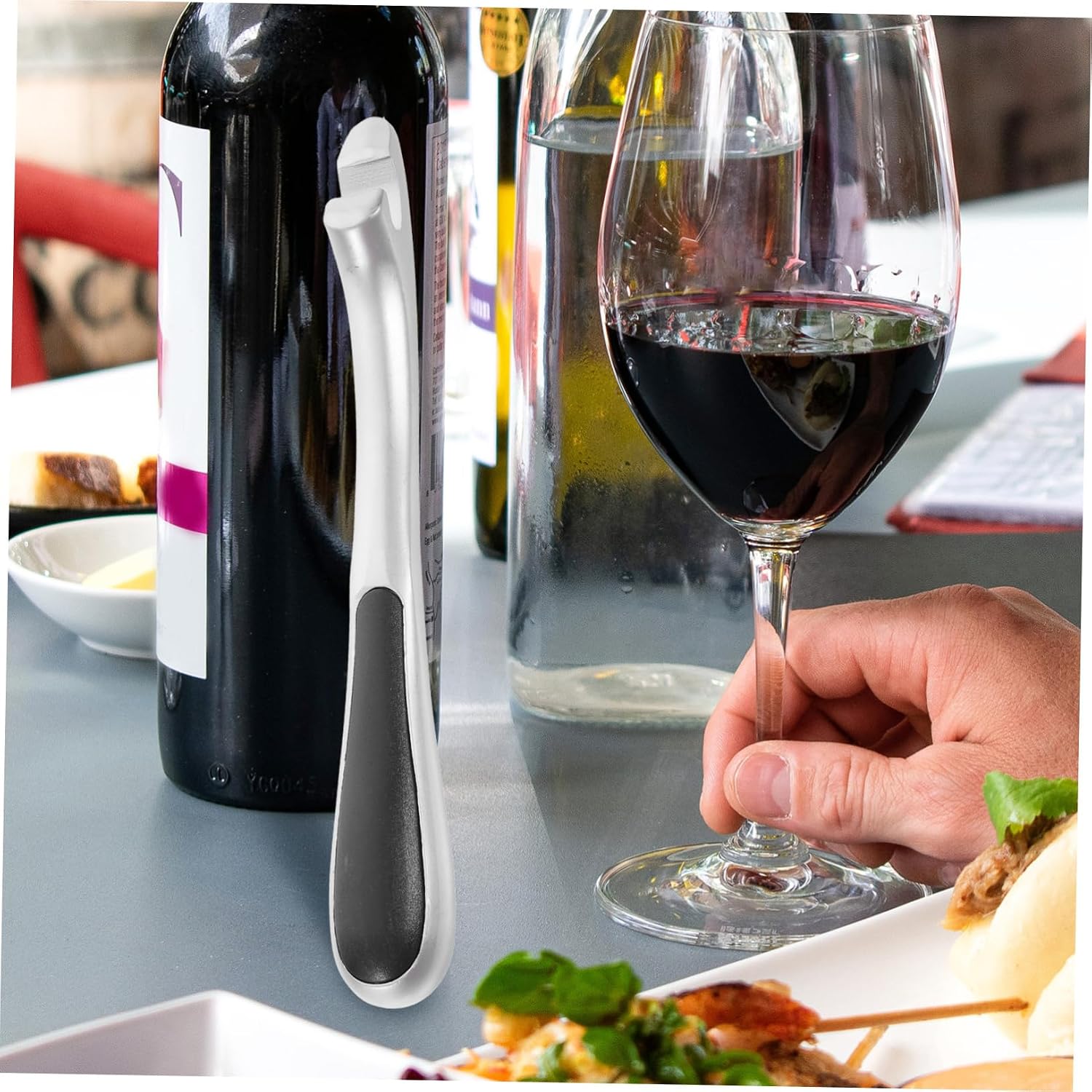 Shark Mouth Bottle Opener Electric Can Opener Jar Opener Electric Wine Bottle Opener Wine Opener Electric Wear-Resistant Can Opener Bottle Opener Keychain Cute Handheld Iron