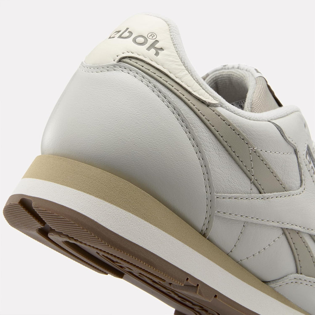 Reebok Unisex Classic LeatherSneaker