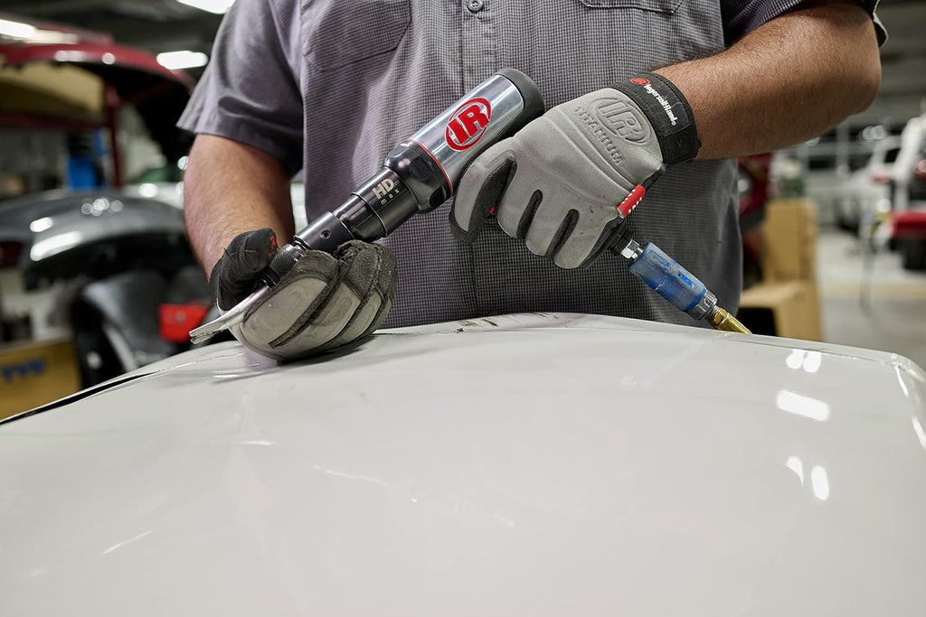 Ingersoll Rand 135MAX Vibration Reduced Heavy Duty Quick Change Air Hammer, 2600 BPM, 3' Stroke, Round Shank