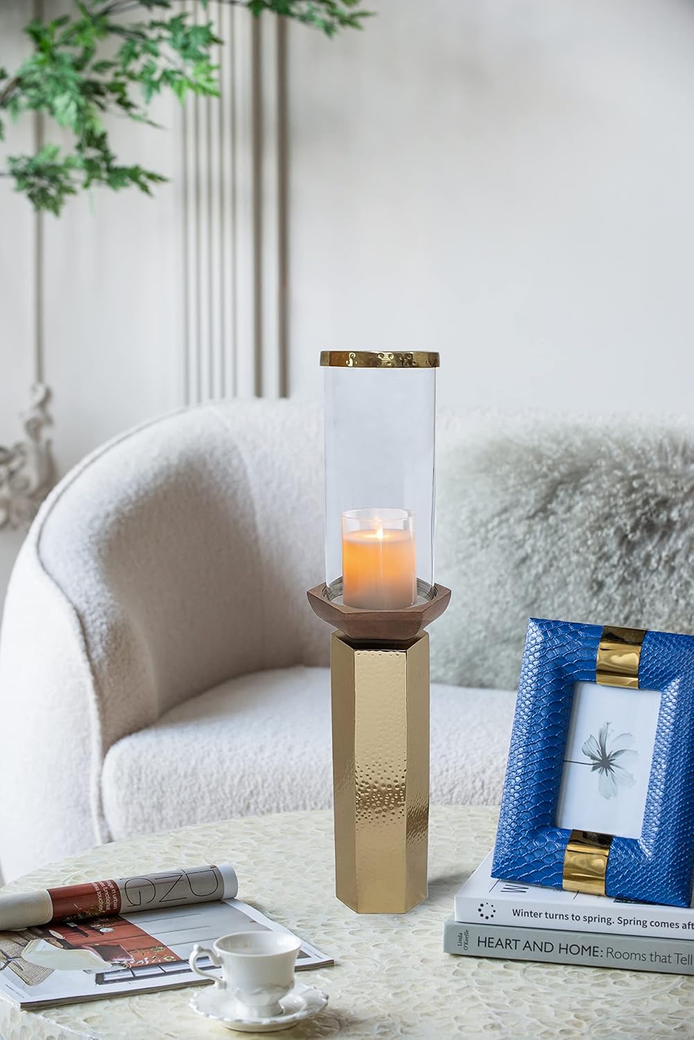 A&B Home Hammered Gold Candle Holder- Aluminum Candle Holder with Hurricane Glass, Decorative Tabletop Lighting, Living Room Coffee Table Accent Piece Dining Table Centerpiece, 5' x 5' x 21'