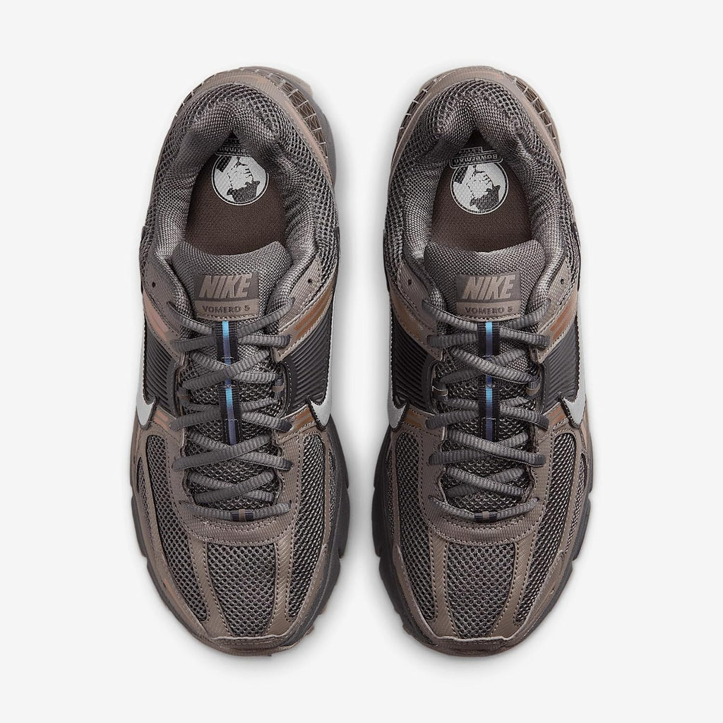 Nike Zoom Vomero 5 Men's Shoe