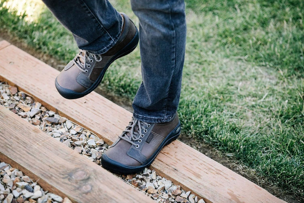 KEEN Austin Shoes