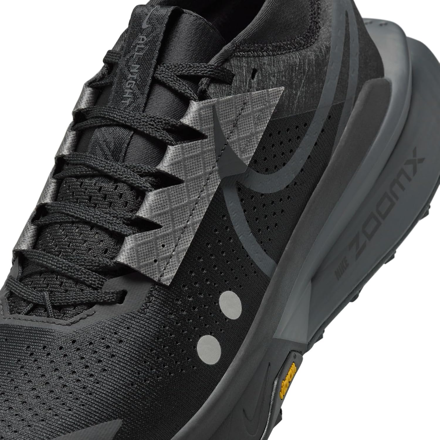 Nike Mens Nike Zegama Trail 2