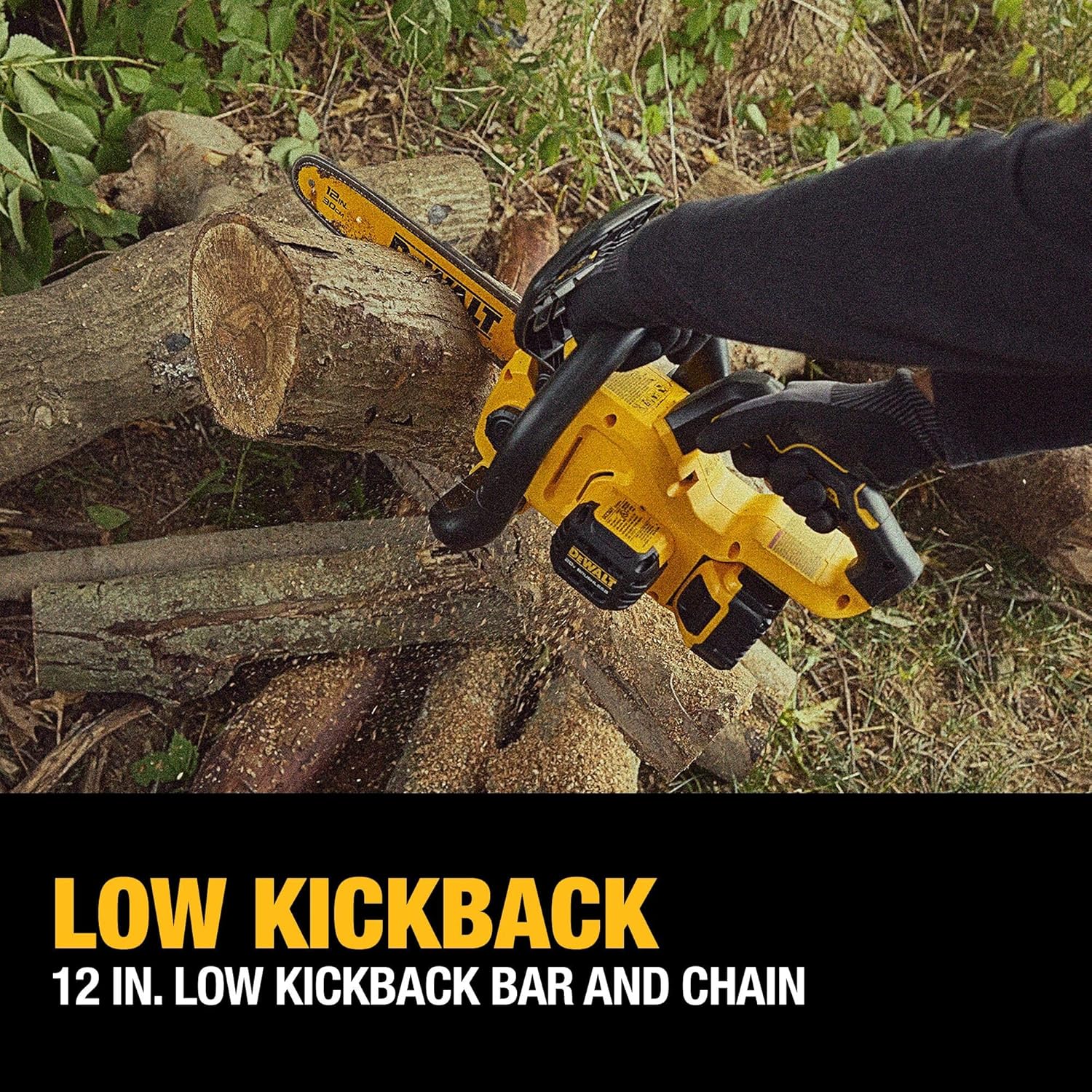 DEWALT 20V MAX 12' Cordless Chainsaw Kit with Battery and Charger Included (DCCS621P1)